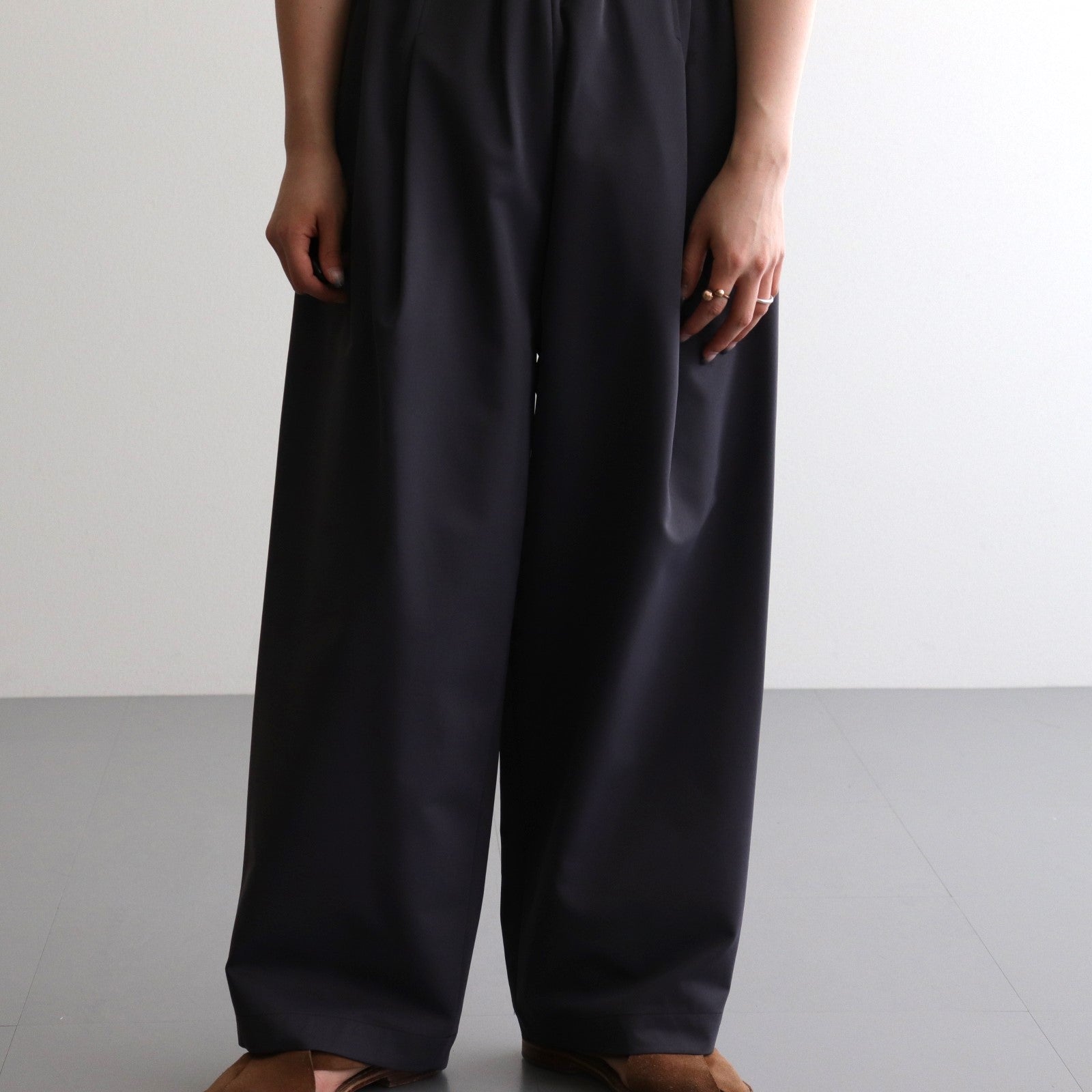 ※女性モデル(マツオ):156cm　着用サイズ:4(S)