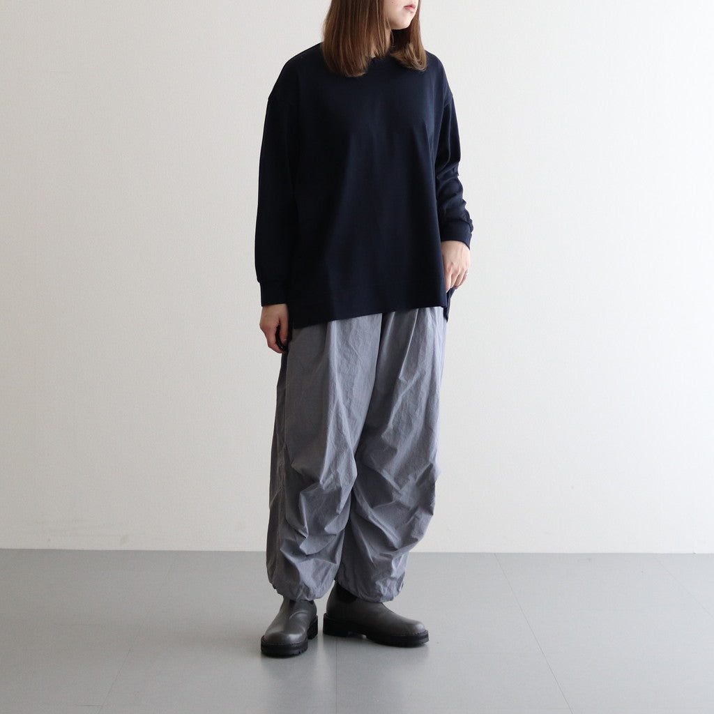 モデル : 身長159cm　着用サイズ : XS