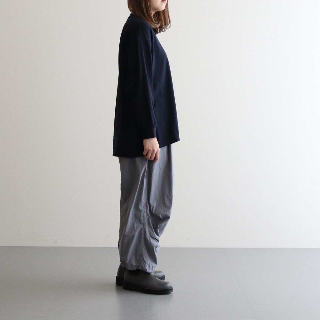 モデル : 身長159cm　着用サイズ : XS