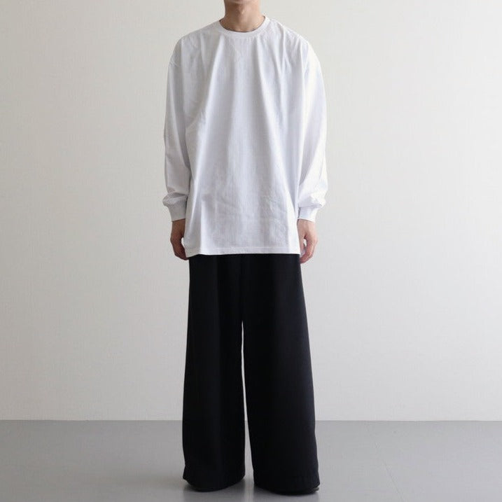 男性モデル(ハラ):172cm 58kg 着用サイズ:F