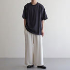 男性モデル(ハラ):172cm 58kg 着用サイズ:2