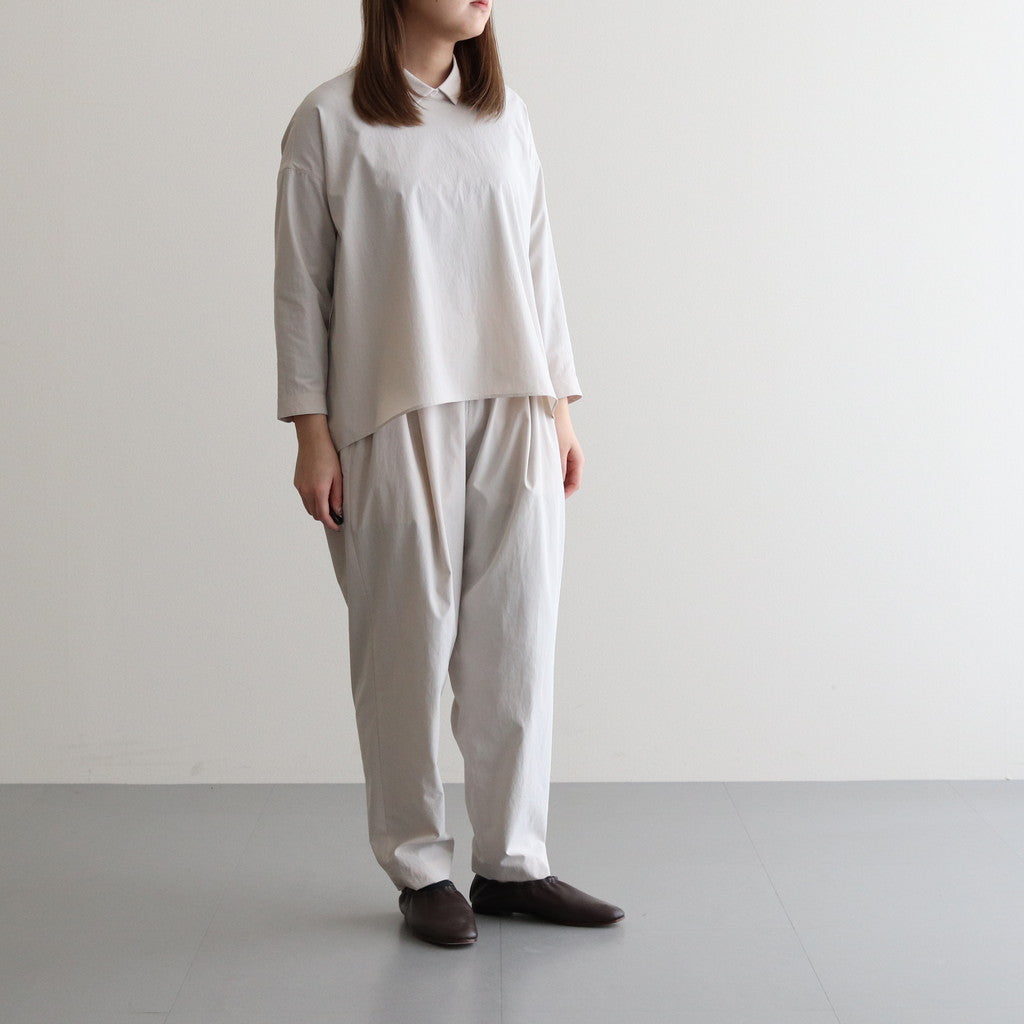 モデル : 身長159cm　着用サイズ : 3