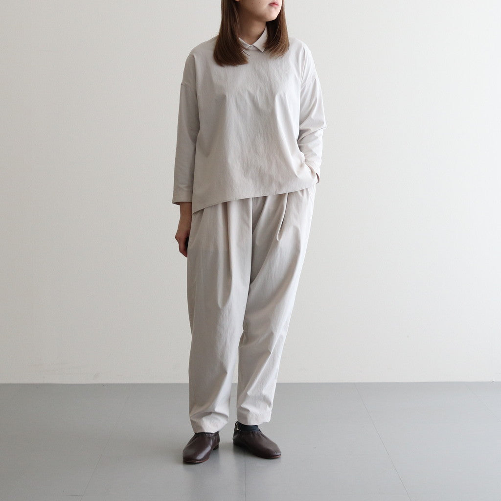 モデル : 身長159cm　着用サイズ : 3