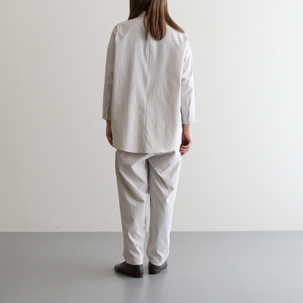 モデル : 身長159cm　着用サイズ : 3