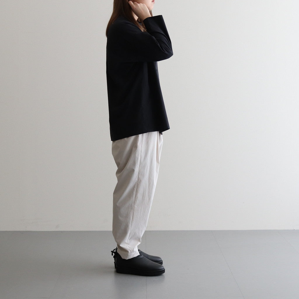 モデル : 身長159cm　着用サイズ : 4