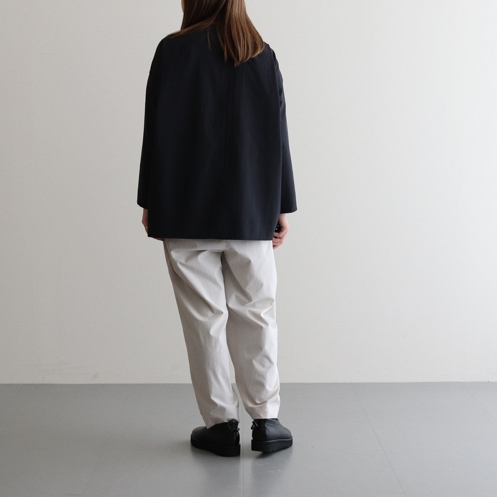 モデル : 身長159cm　着用サイズ : 4