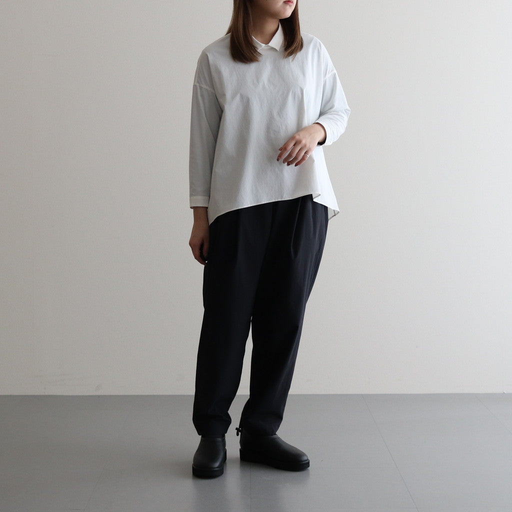 モデル : 身長159cm　着用サイズ : 3