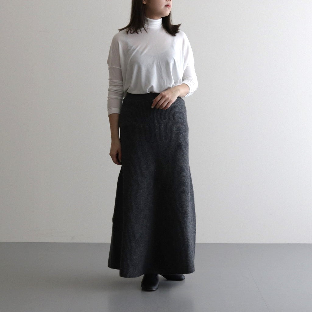 MILLED FRENCH MERINO RIB KNIT FLARE SKIRT #CHARCOAL GRAY