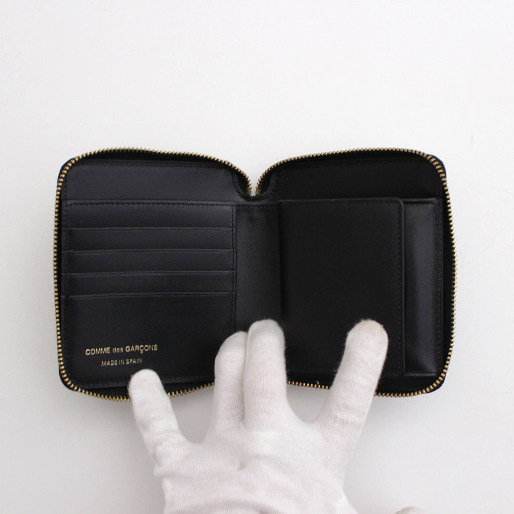 二つ折りZIP財布 - DOTS PRINTED LEATHER LINE #BLACK [8Z-E021-051]