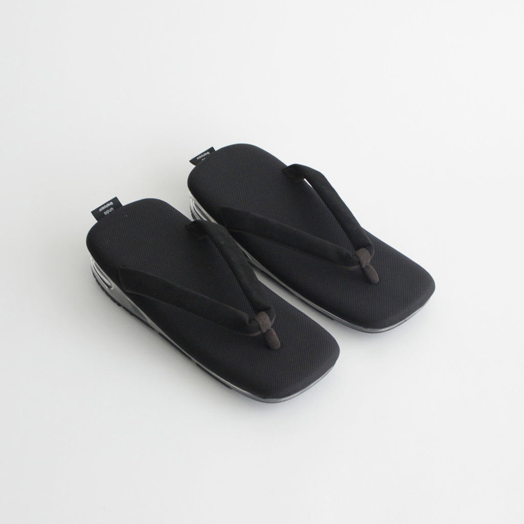 Unda x Graphpaper #BLACK [GU241-90201]