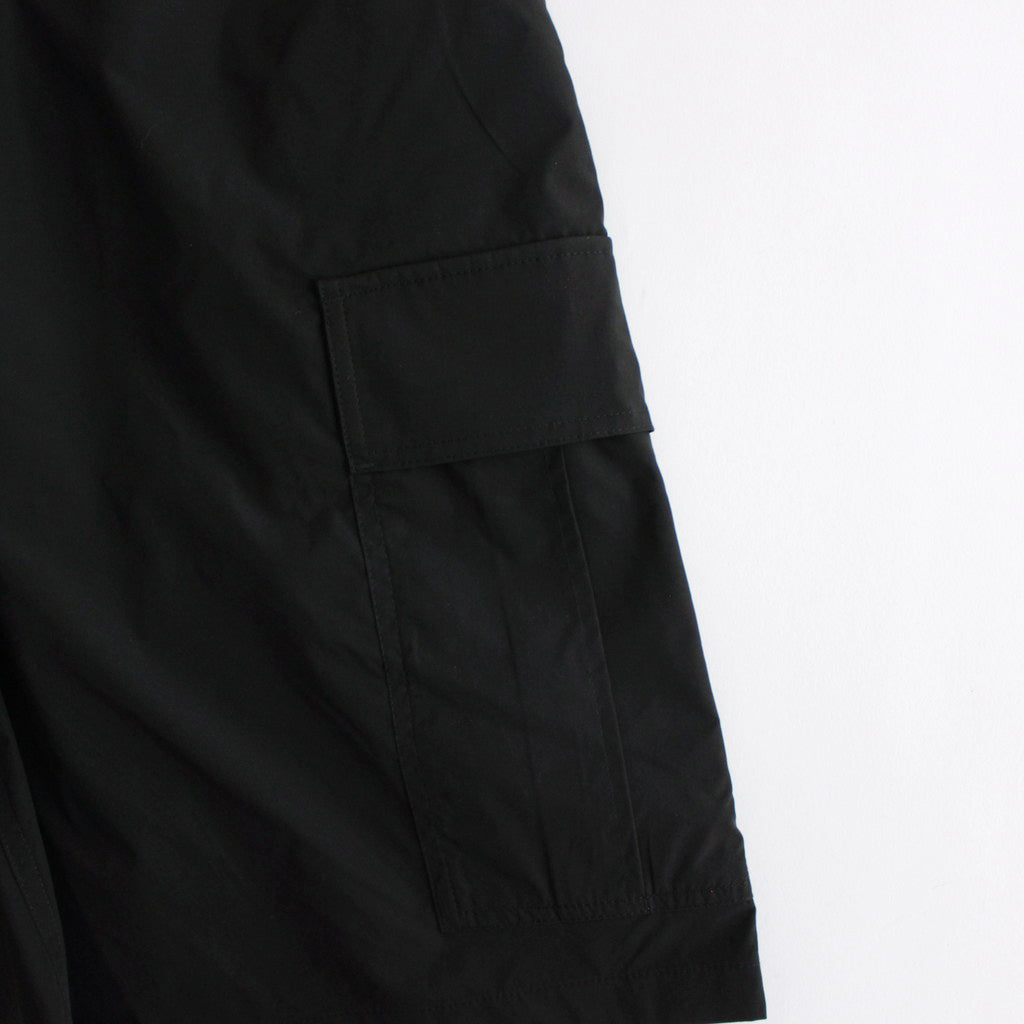 DRY TYPEWRITER OVER CARGO SHORTS #BLACK [FSC241-40107B]