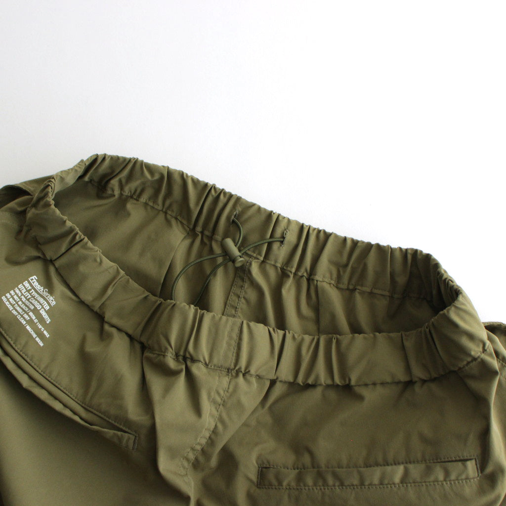 DRY TYPEWRITER OVER CARGO SHORTS #KHAKI [FSC241-40107B] - ciacura