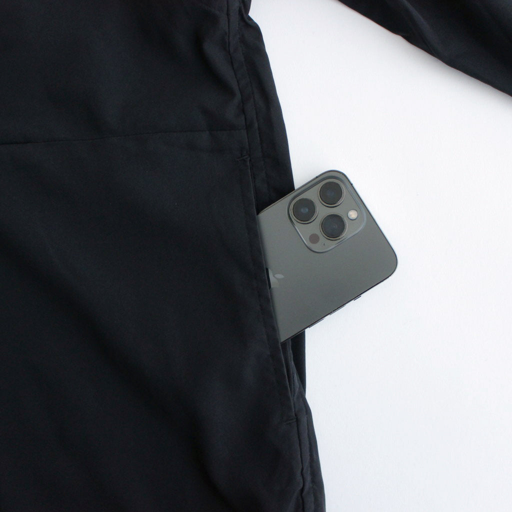 STRETCH MATTE TAFFETA REGULAR COLLAR SHIRT #BLACK [FSC241-50095]