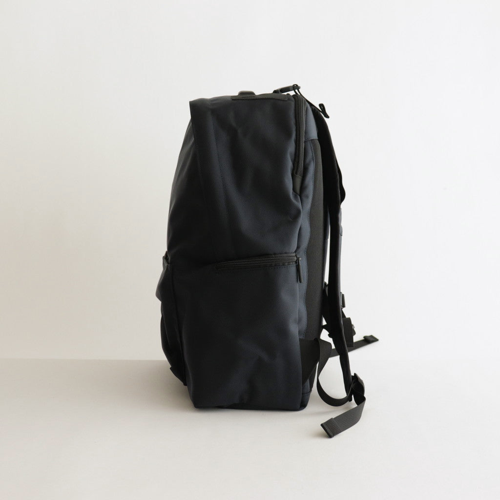 BACKPACK PRO SOLID M #COSMONITE BLACK [PR-1037-031]