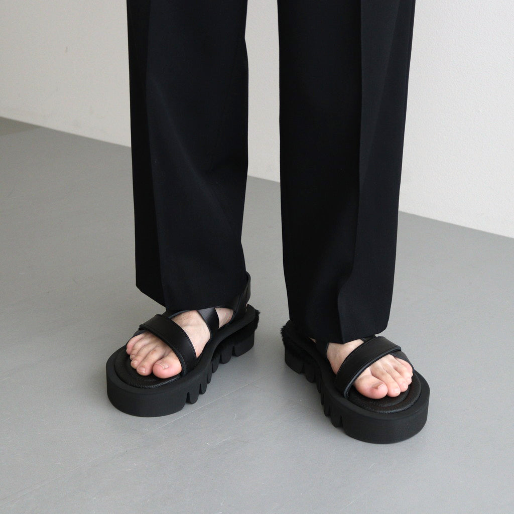 MEADOW SANDAL #BLACK [RO-S-MDS]