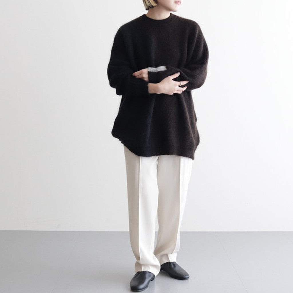 モデル : 身長156cm　着用サイズ : 0