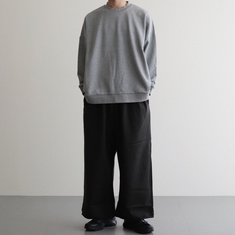 男性モデル(ハラ):172cm 58kg 着用サイズ:0