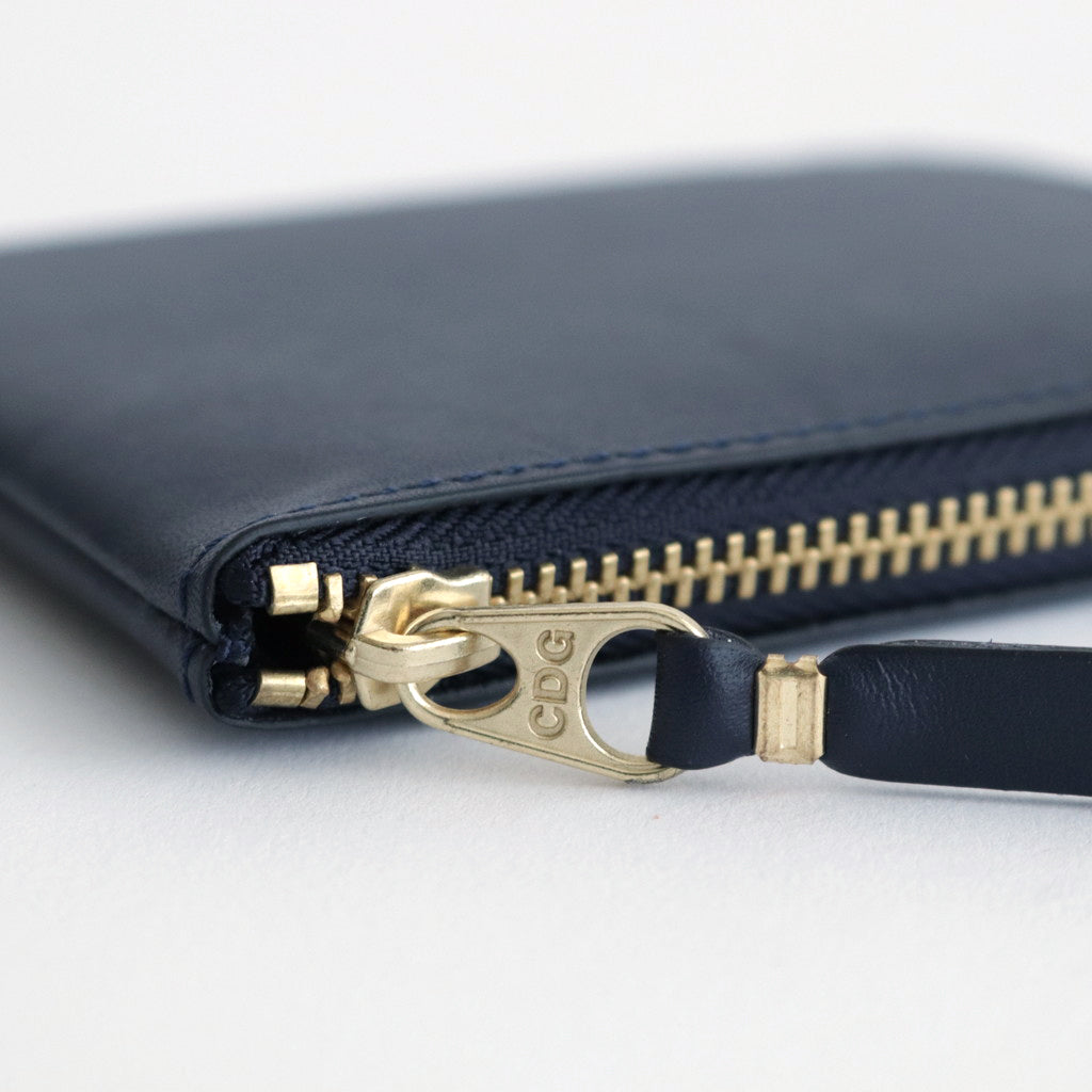 L字型ZIP財布 - CLASSIC LEATHER LINE #NAVY [8Z-D003-051]