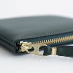 L字型ZIP財布 - CLASSIC LEATHER LINE #BOTTLE GREEN [8Z-D003-051]