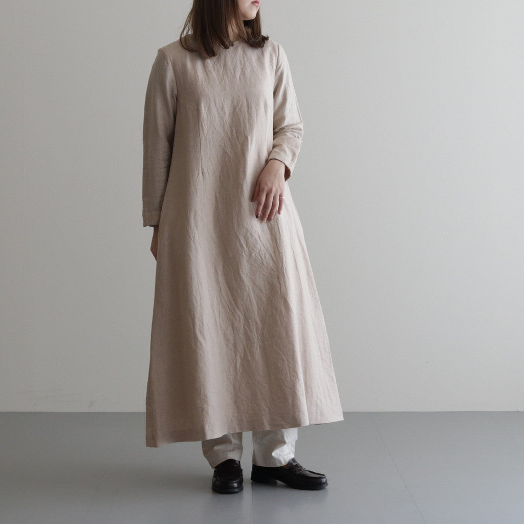 モデル : 身長159cm　着用サイズ : M