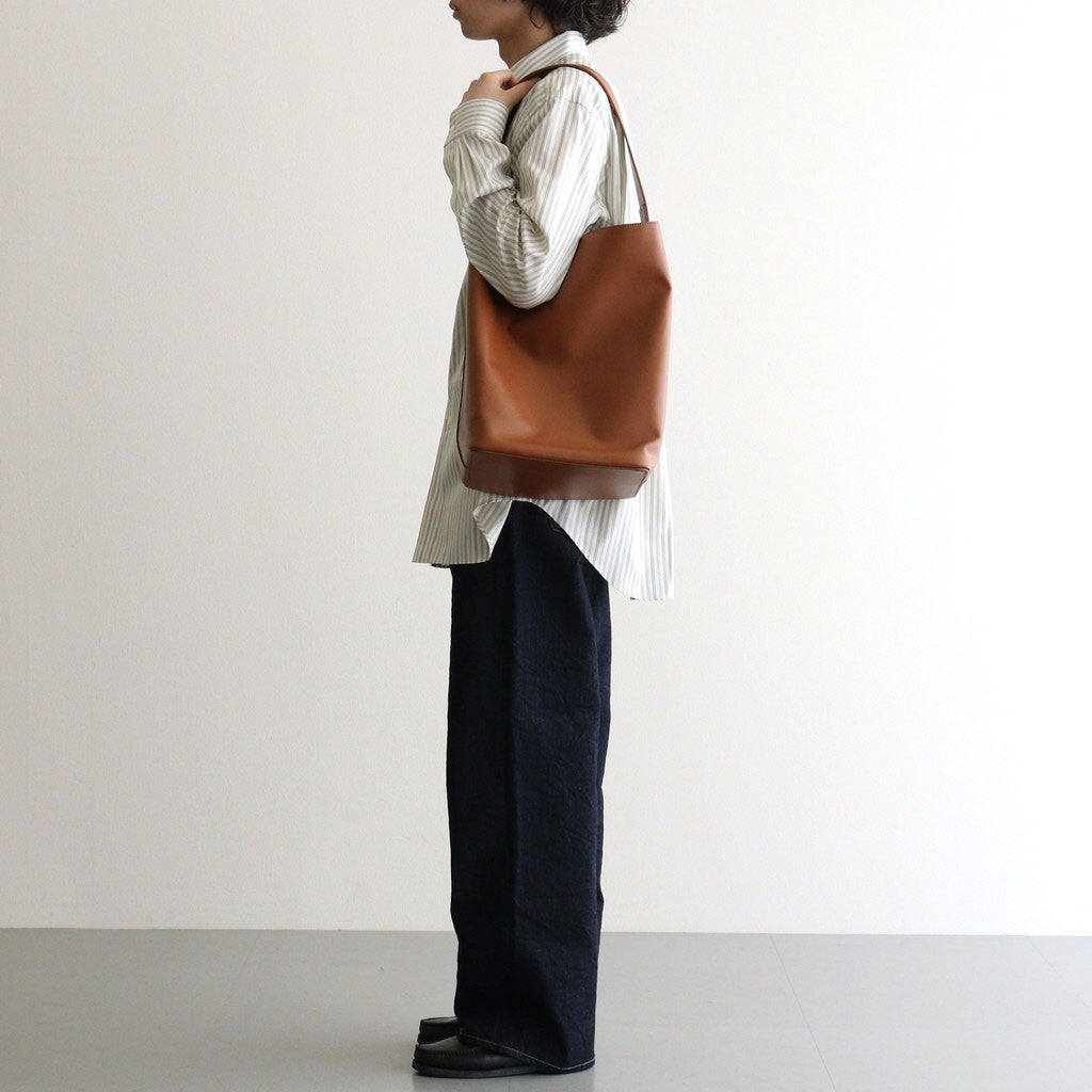 LEATHER SHOULDER BAG - M MADE BY AETA #BROWN [A26AB02AE]