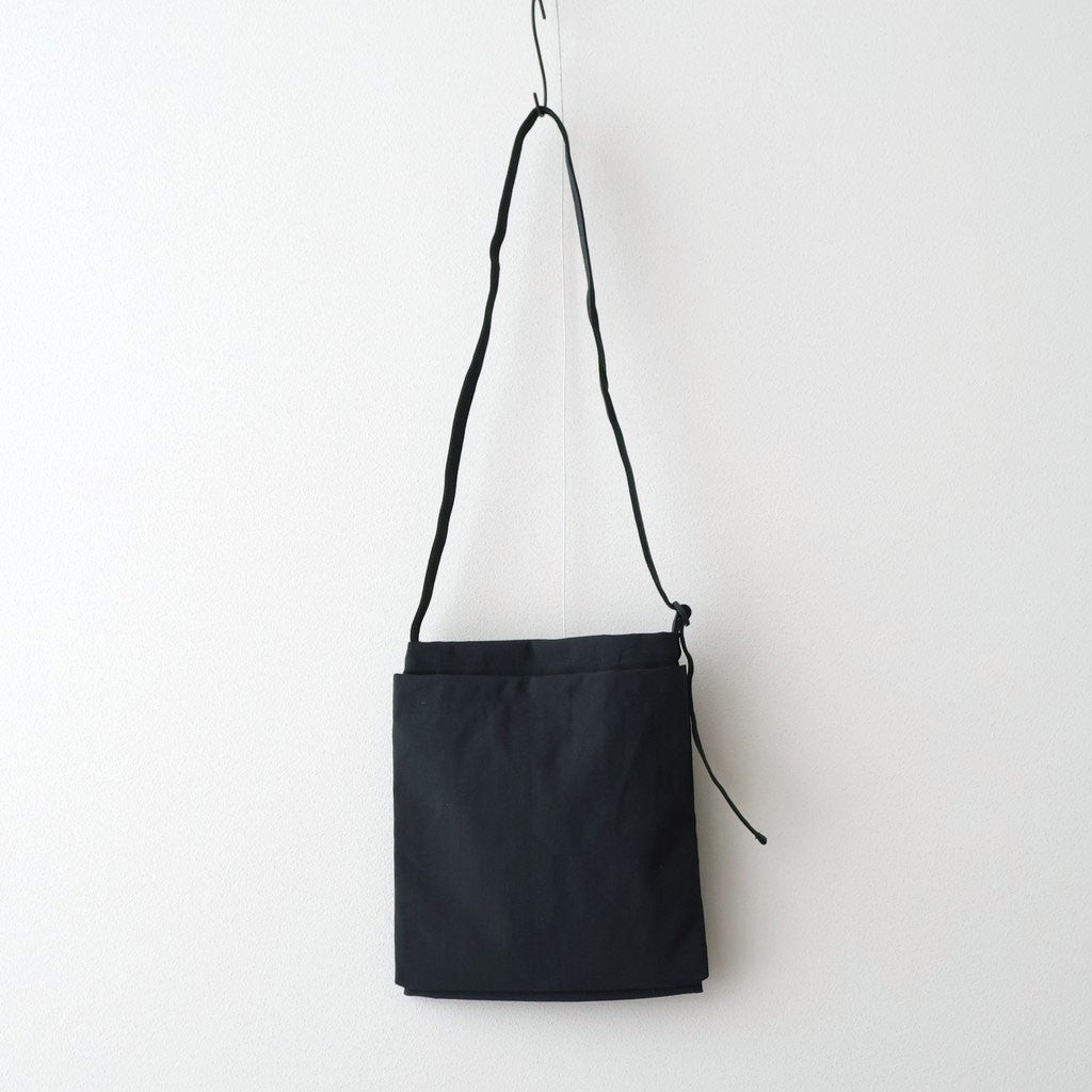 ERA. イーラ ショルダーバッグ 美品 ERA. イーラ B.T HELMET BAG ヘルメットバッグ BTチャコール