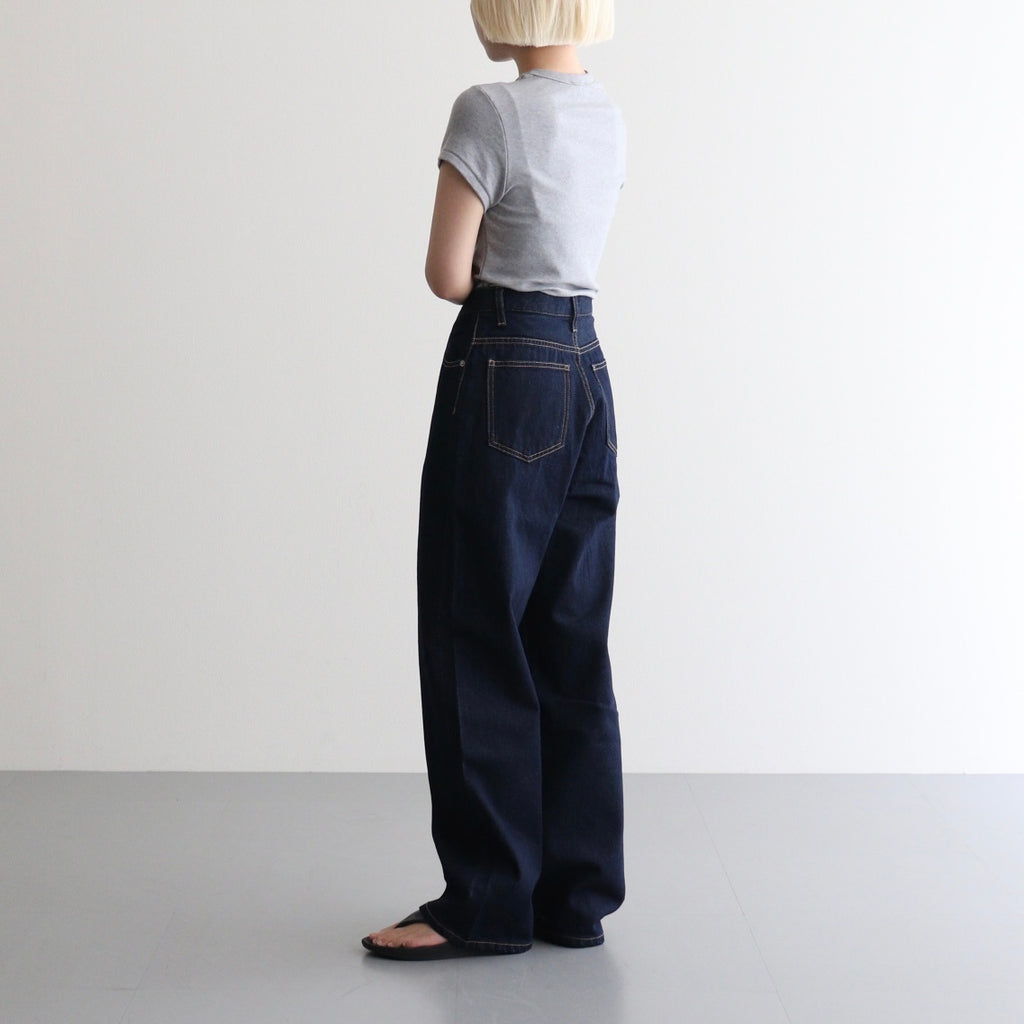 女性モデル(マツオ):156cm　着用サイズ:23
