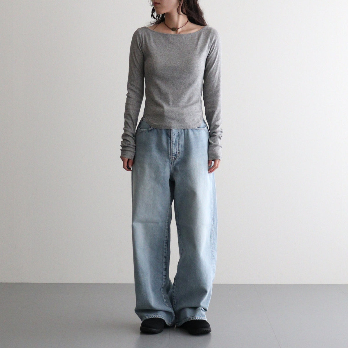 女性モデル(ニシ):158cm　着用サイズ:F