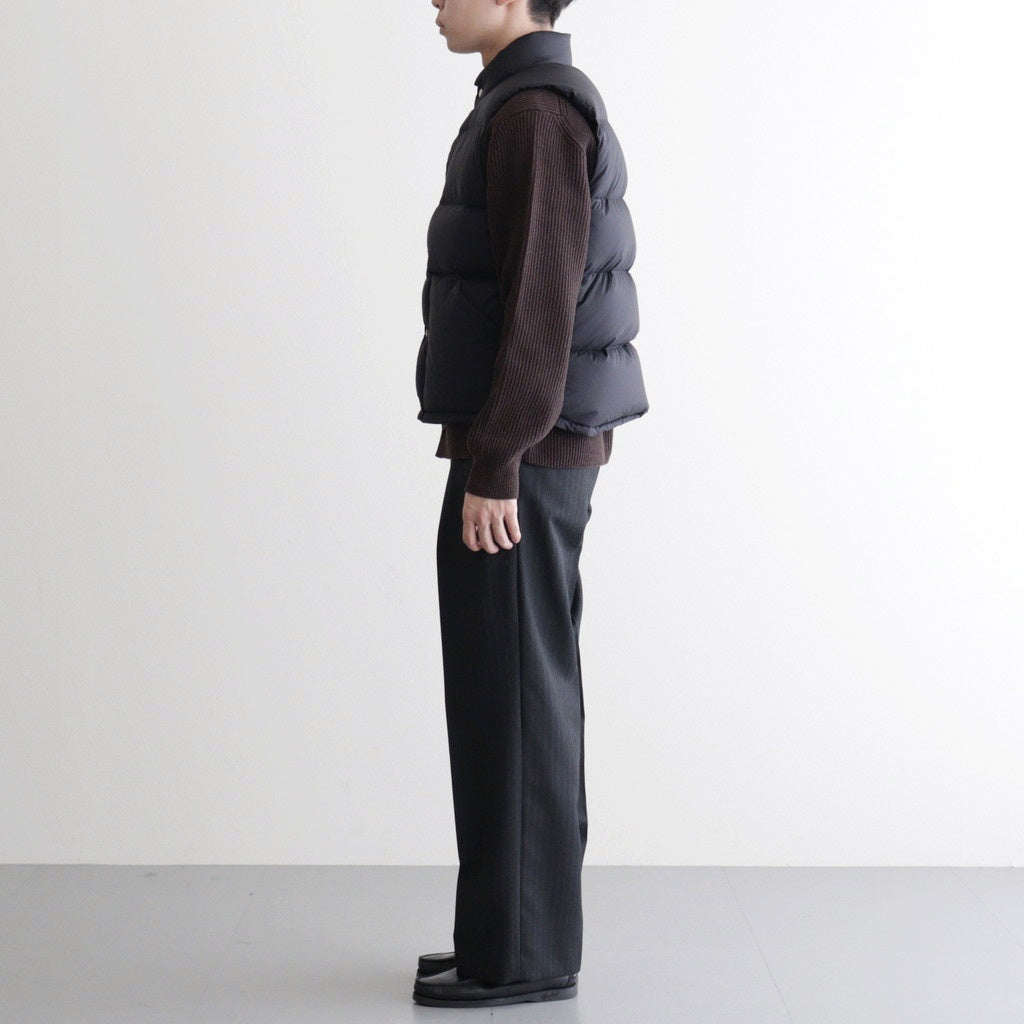 SUPER LIGHT NYLON RIPSTOP DOWN VEST #BLACK [A25AV02NL]