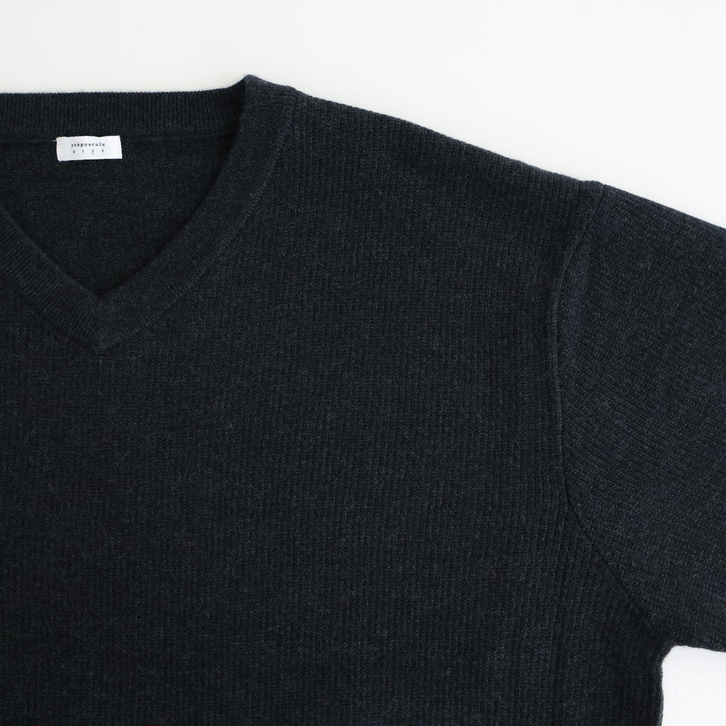 V Neck P/O #CHARCOAL [2503-005] - ciacura 三重県四日市市のセレクト