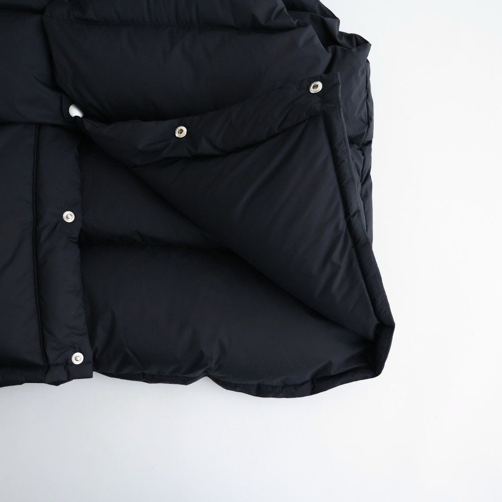 SUPER LIGHT NYLON RIPSTOP DOWN VEST #BLACK [A26AV02NL]