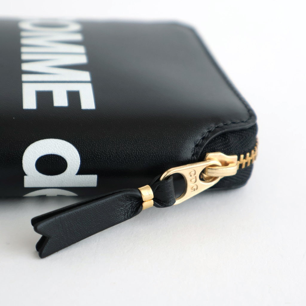 二つ折りZIP財布 - HUGE LOGO #Black [8Z-T021-051]