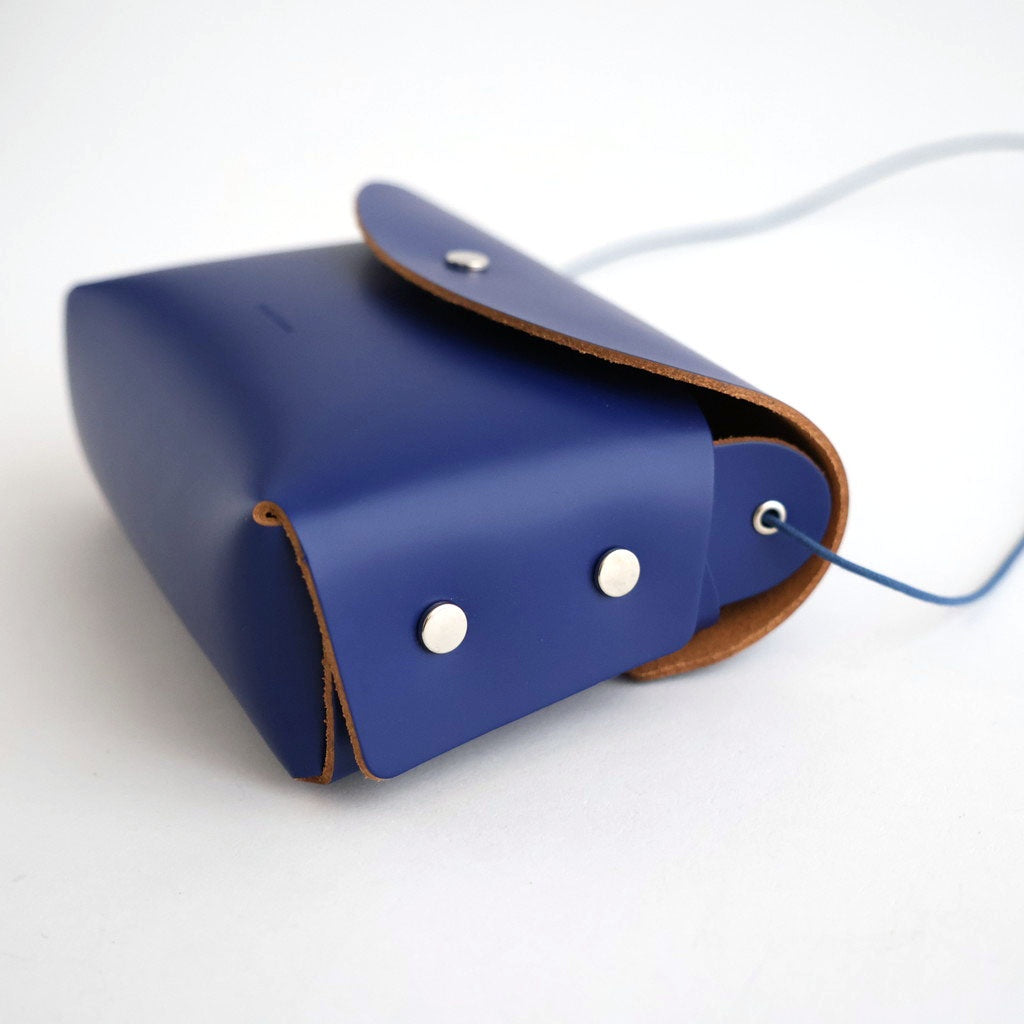 assemble borsetta wide #blue [qn-rb-abw]