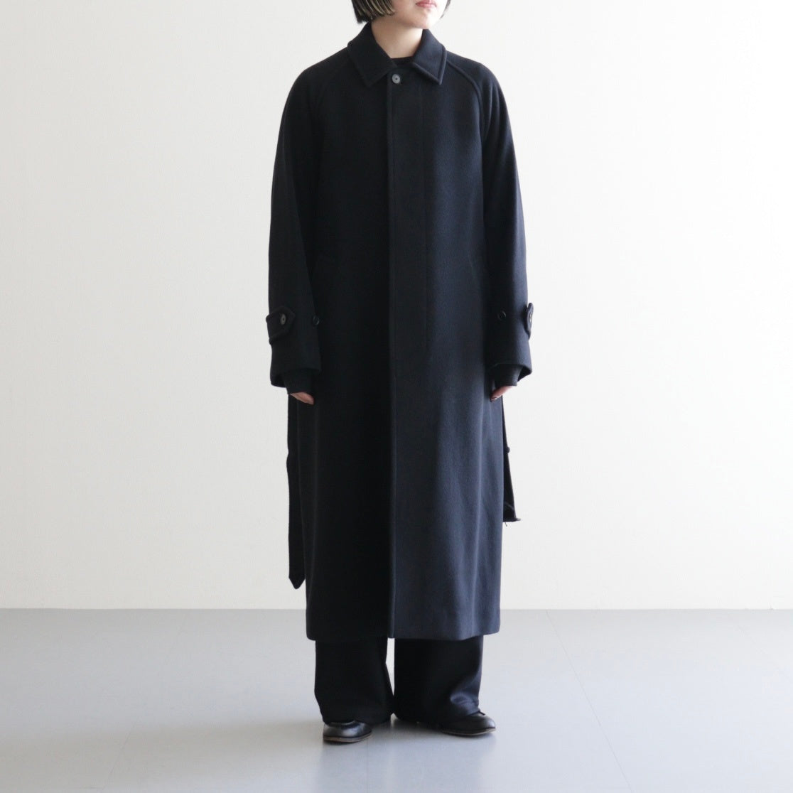 SUPER FINE WOOL MOSSER SOUTIEN COLLAR COAT #BLACK [A25AC04WM