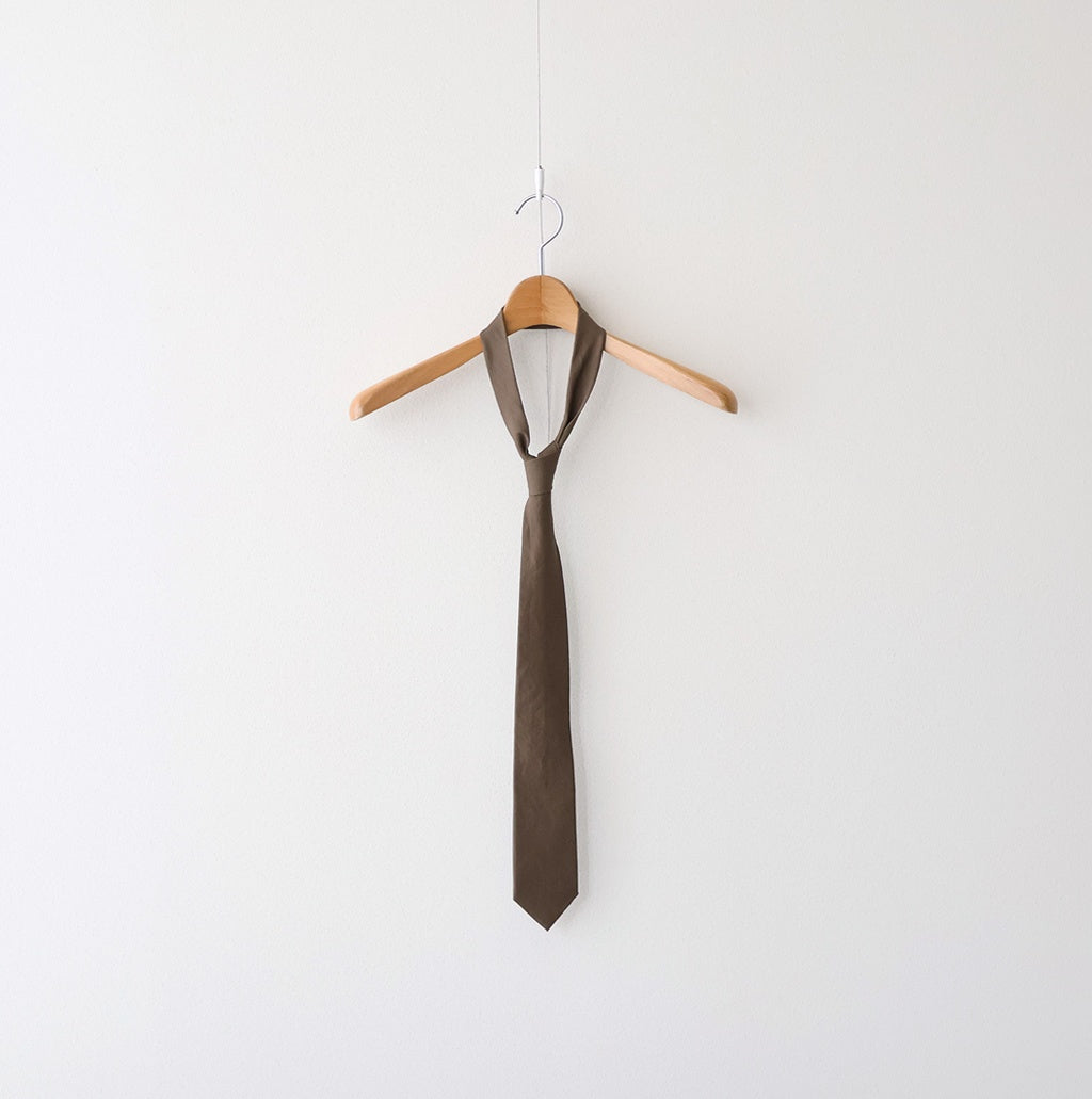 WASHED FINX TWILL TIE #BROWN [A25AT06TN]