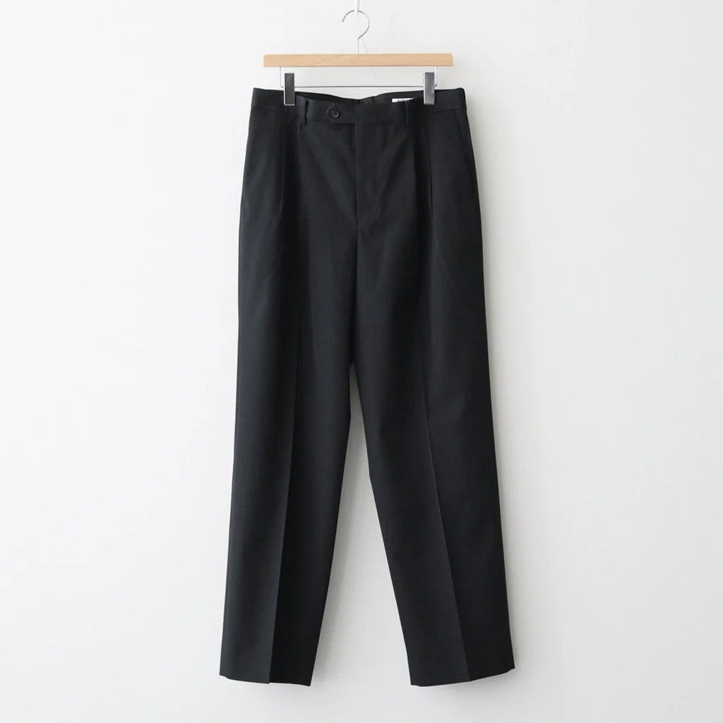 LIGHT WOOL MAX GABARDINE TWO-TUCK SLACKS #TOP BLACK [A26AP03MG]