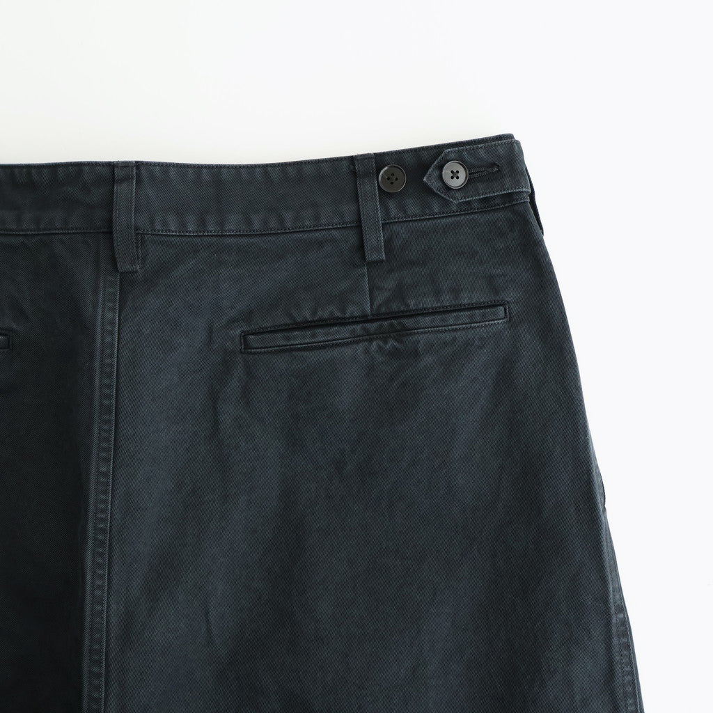 PRODUCT DYED FINX CHINO ONE-TUCK PANTS #BLACK [A25AP01CP]