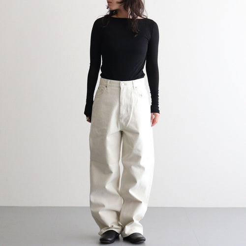 女性モデル(ニシ):158cm　着用サイズ:24