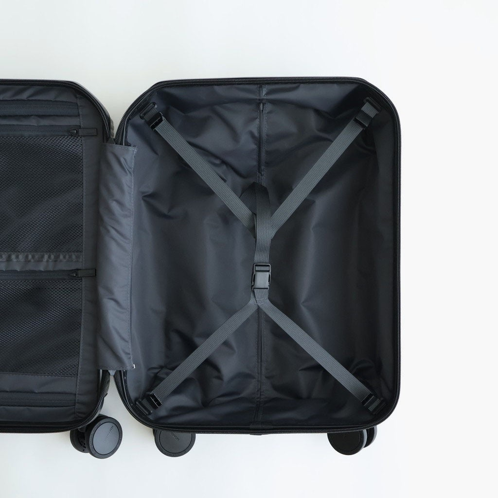 SUITCASE PRO OCTA 30 #GAIA BLACK [PR-5072-011]