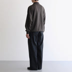 BLUEFACED WOOL TWO-TUCK SLACKS #CHARCOAL NAVY STRIPE [A25AP05BS]