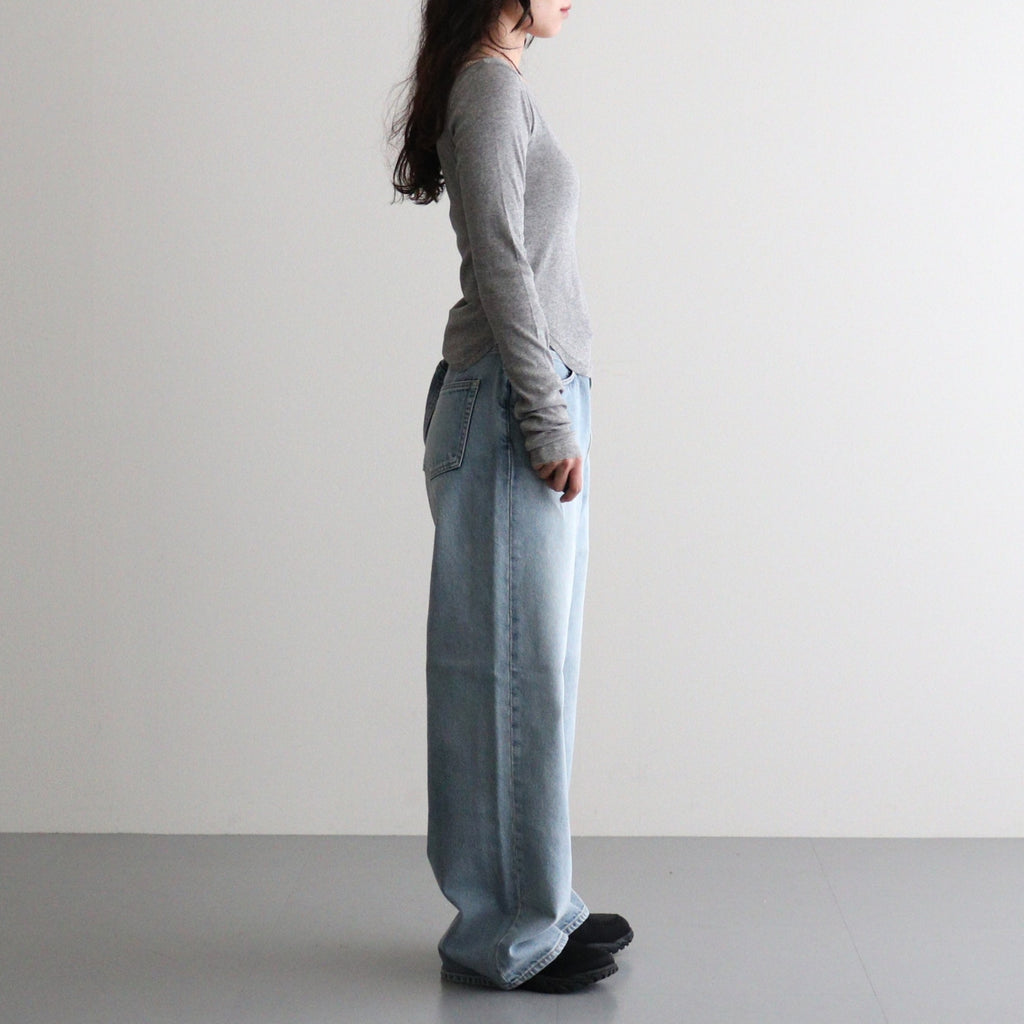 女性モデル(ニシ):158cm　着用サイズ:F