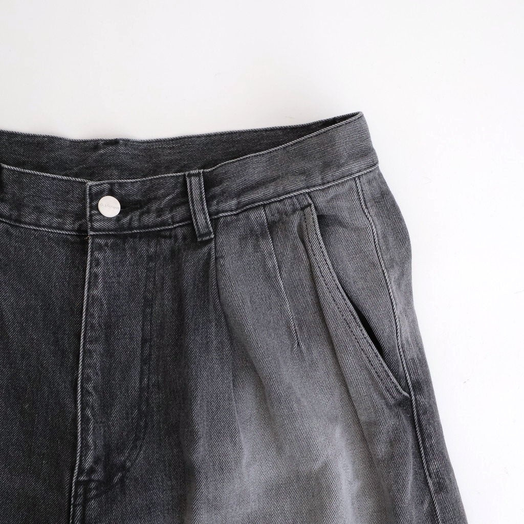 Selvage Denim Two Tuck Pants #BLACK_LIGHT FADE [GU261-40061LB]