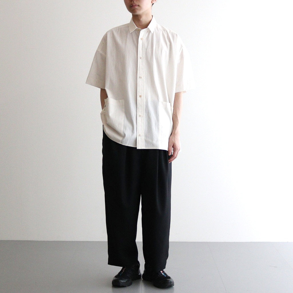 男性モデル(ハラ):172cm 58kg 着用サイズ：1

