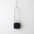 LEATHER SHOULDER BAG MADE BY AETA #BLACK [A25AB03AE]