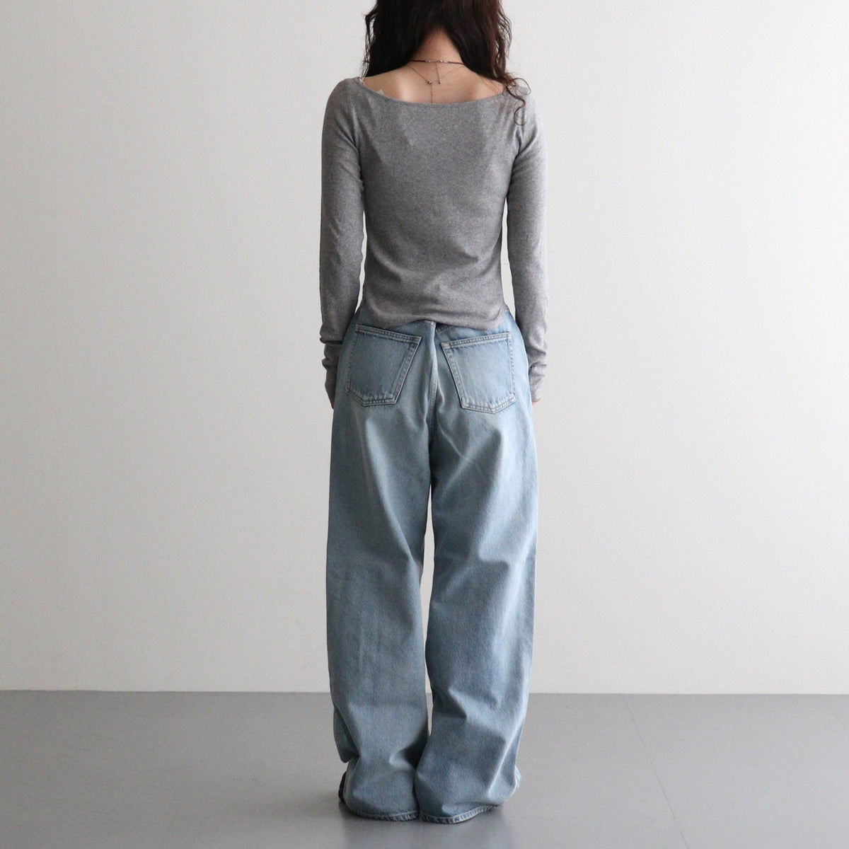 女性モデル(ニシ):158cm　着用サイズ:F