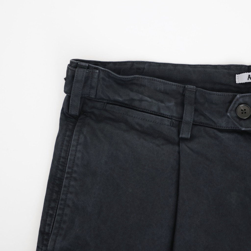 GARMENT-DYED FINX CHINO ONE-TUCK WIDE PANTS #BLACK [A26AP01CP]