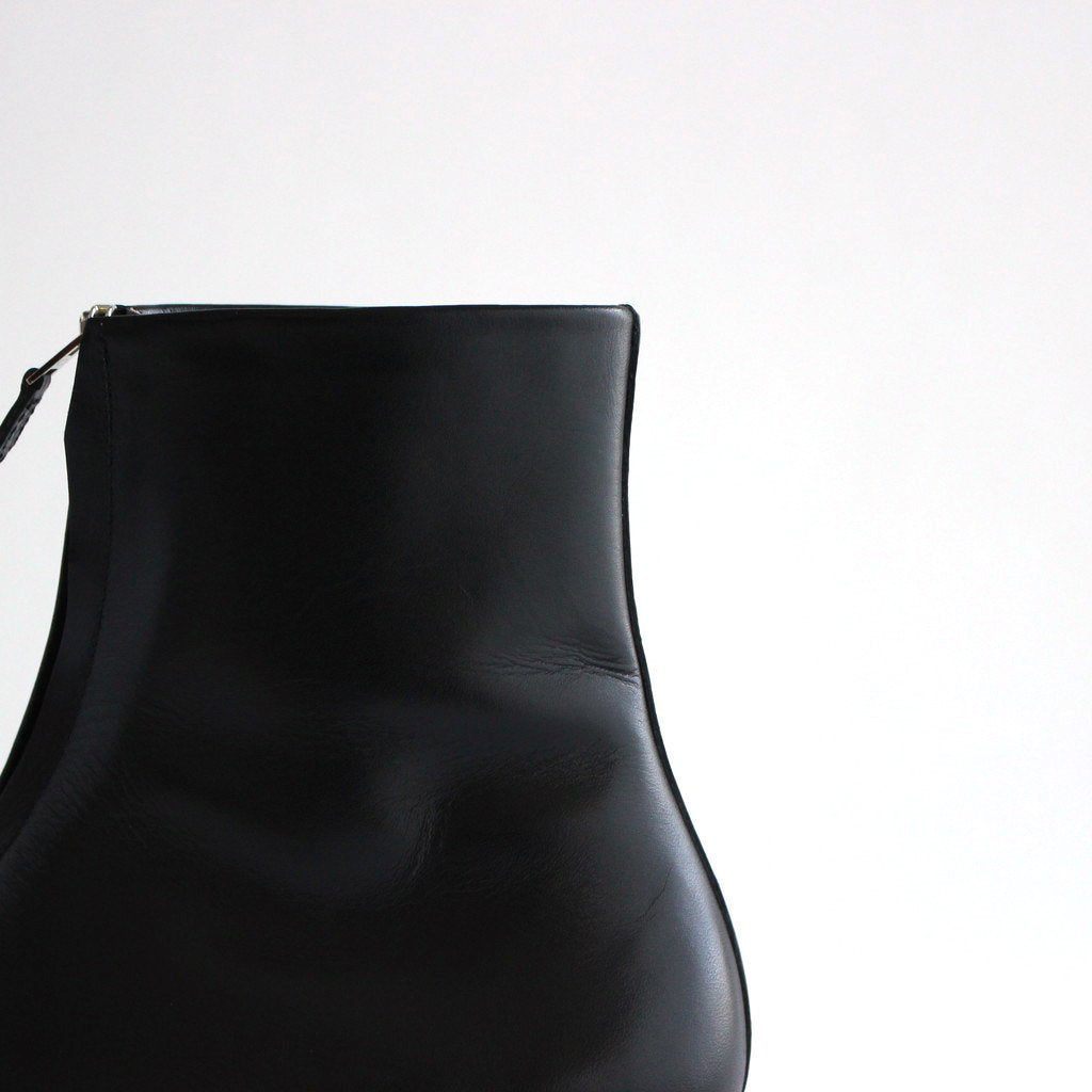 FRONT-ZIP BOOTS #BLACK [BSS2234005]