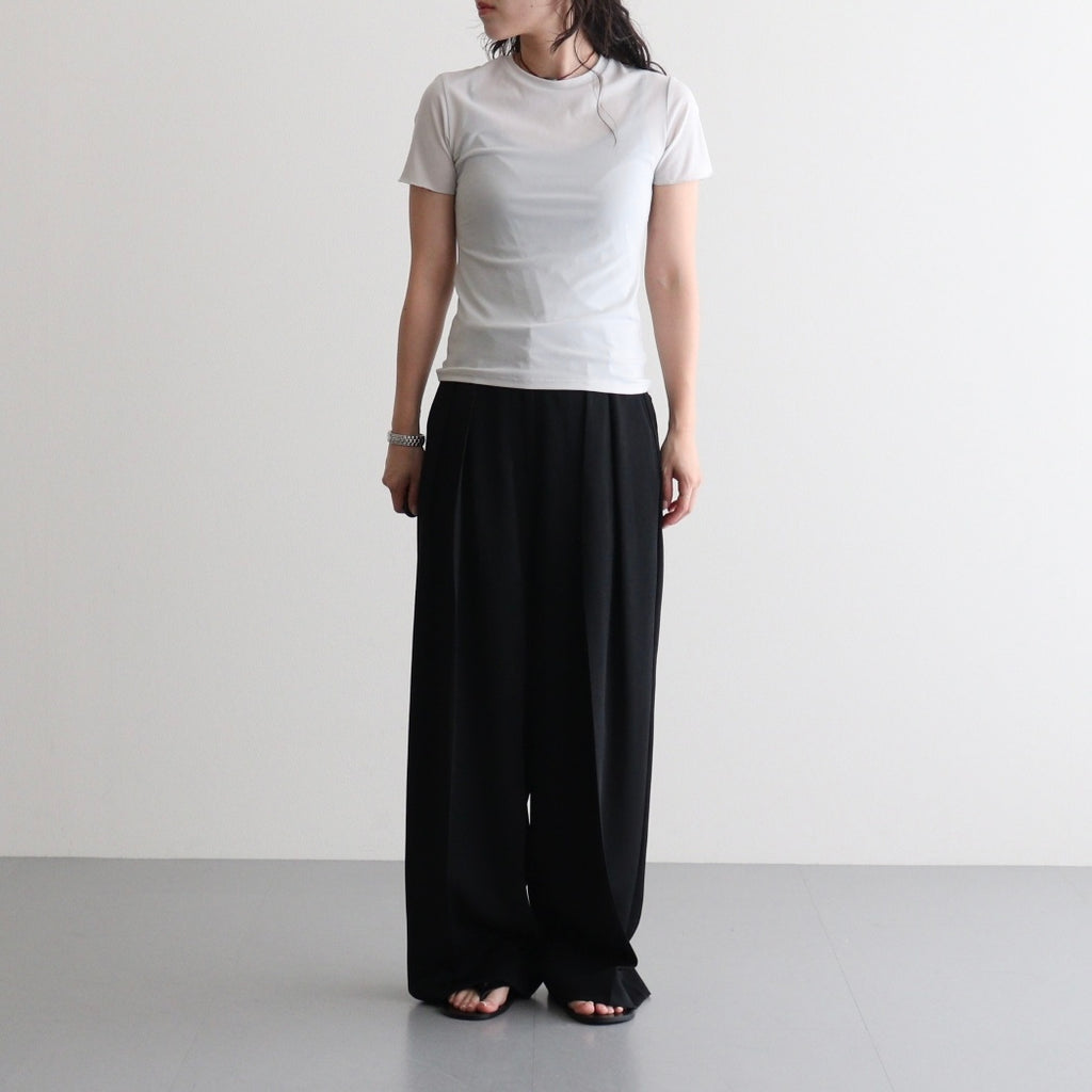 女性モデル(ニシ):158cm　着用サイズ:F