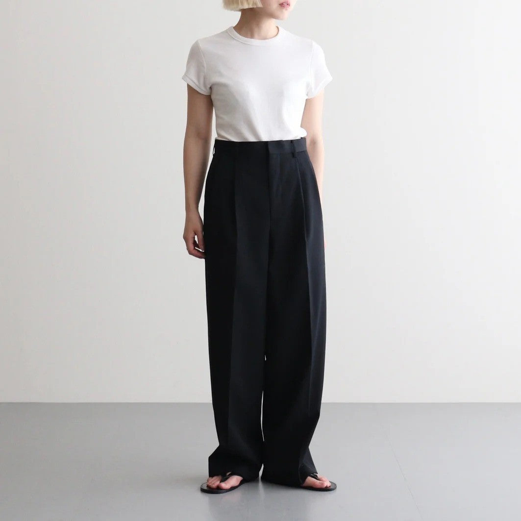 LIGHT WOOL MAX GABARDINE TWO-TUCK SLACKS #TOP BLACK [A26AP06MG