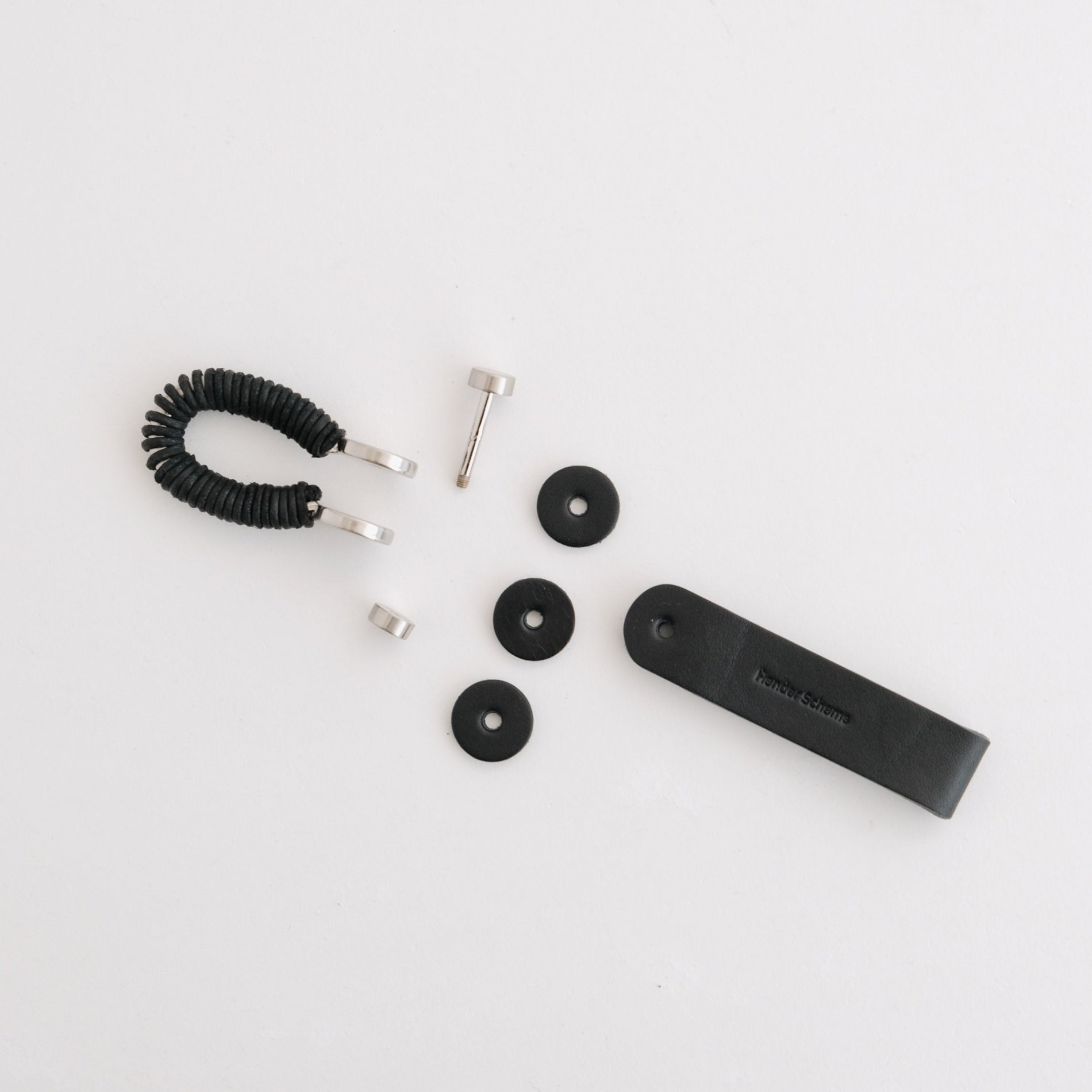 leather key shackle #black [yv-c-lks]